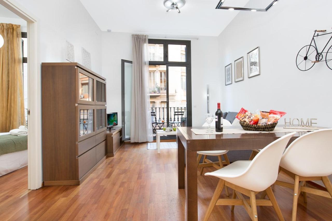 Stay U-Nique Apartments Balmes 巴塞罗那 外观 照片